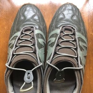 Merrell Green Performance Shoe Wolverine Worldwide Lace Up Sneaker Women's 8